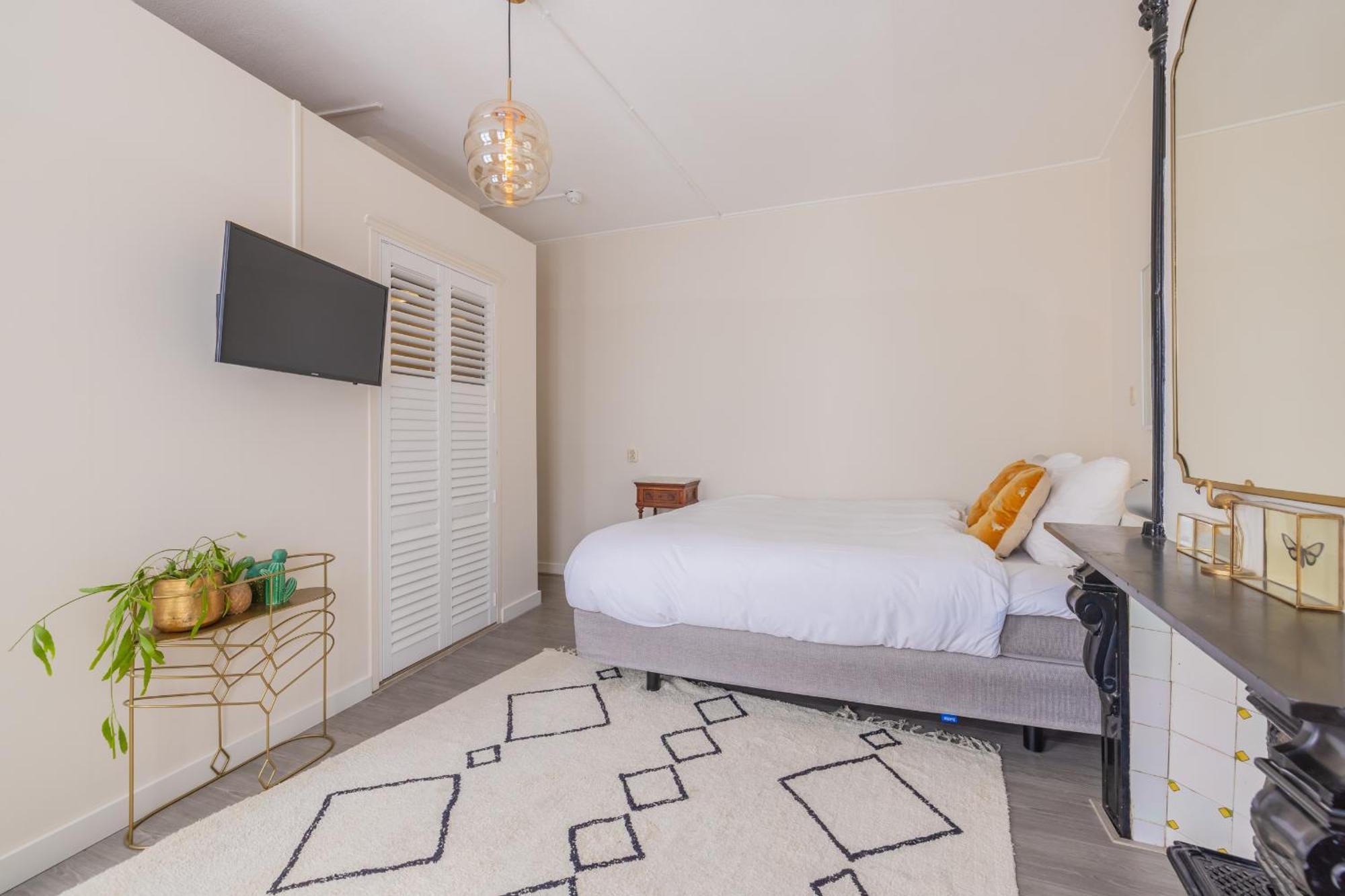 Lot Hotel Λάιντεν Εξωτερικό φωτογραφία