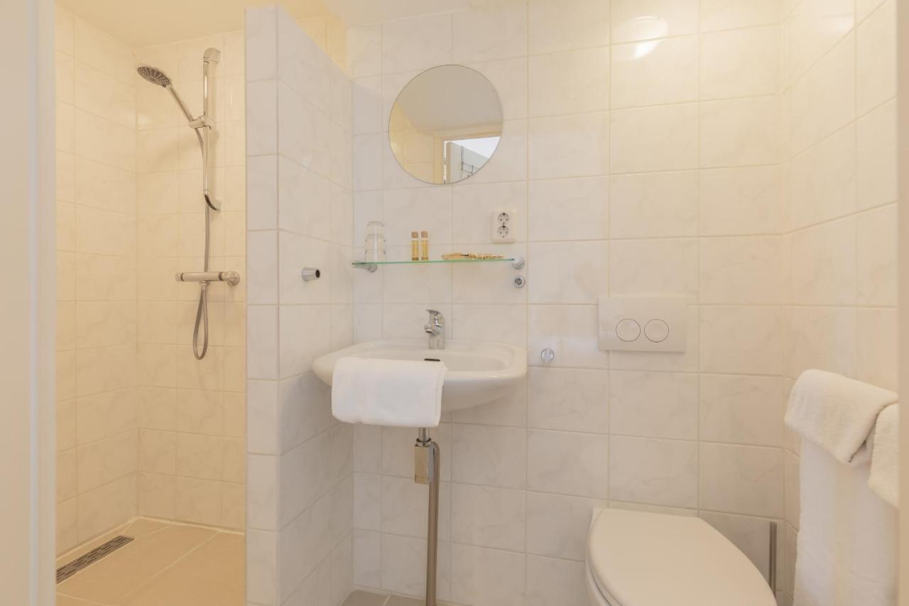 Lot Hotel Λάιντεν Εξωτερικό φωτογραφία
